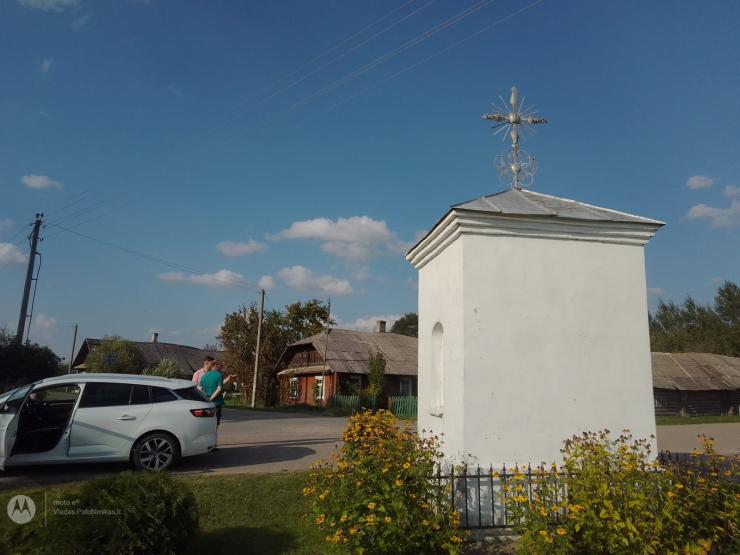 Pakelės koplyčia Bebraunįkuose (Бабраўнiкi)